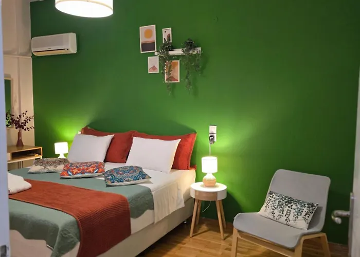 Charming House 2 Apartment *