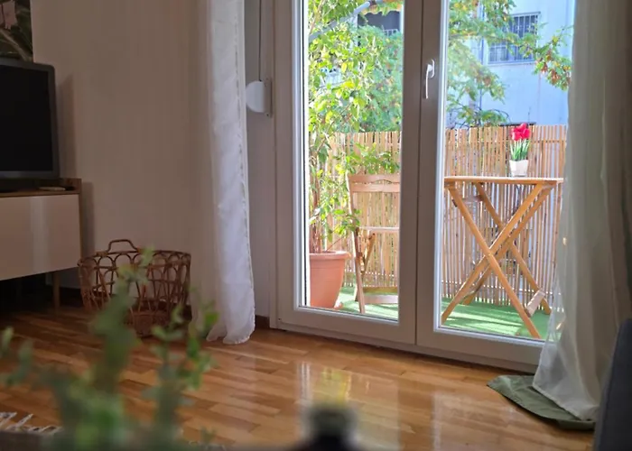 Charming House 2 Volos