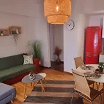 Charming House 2 *