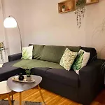 Charming House 2 Apartament