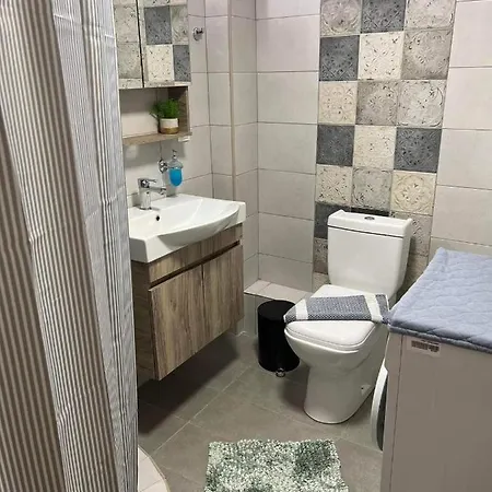 Apartment Charming House 2 *