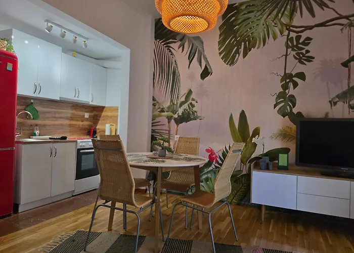 Charming House 2 Apartment